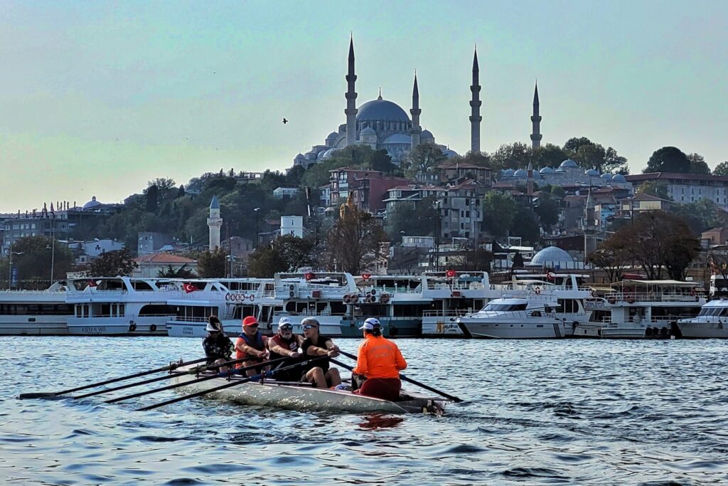 travel2row - Istanbul rowing
